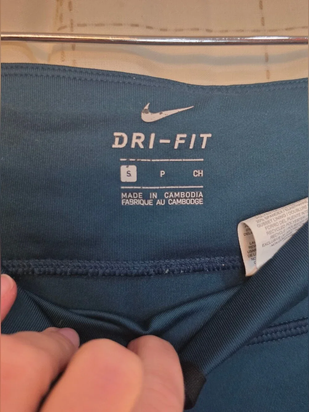 Nike DRI-FIT Capri Active Legging
